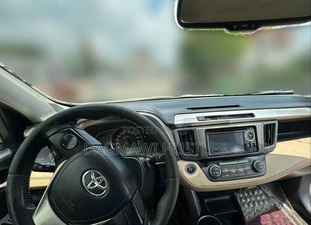 Toyota RAV4 2015 White