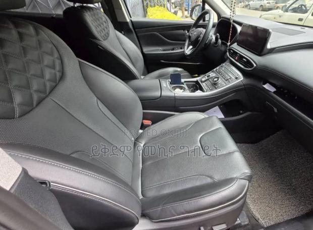 Hyundai Santa Fe 2023 Silver