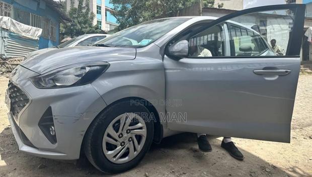 Hyundai I10 2021 Silver