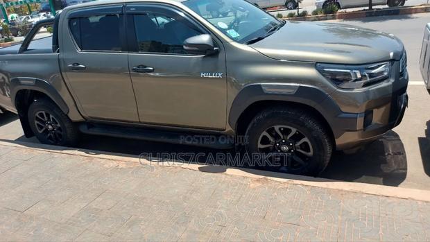 Toyota Hilux Revo Double Cab Deisel 2.8 RWD 2022 Gray