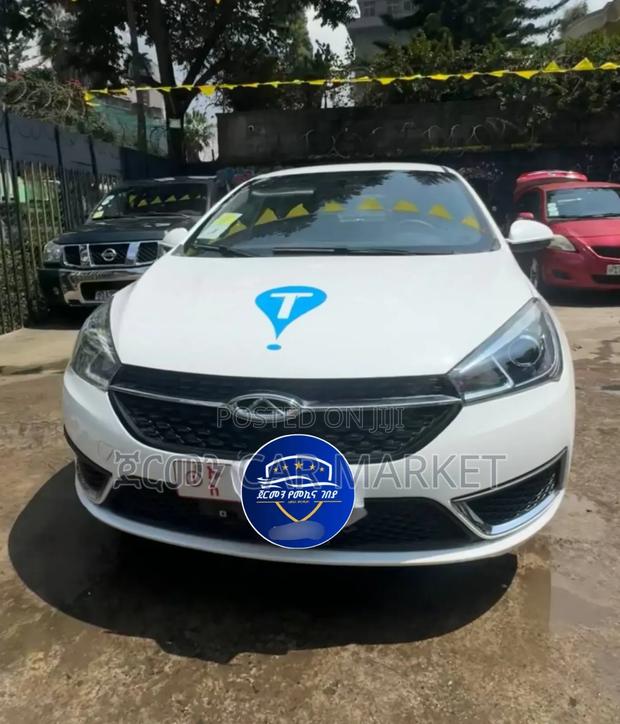 Chery Arrizo 5 2023 White