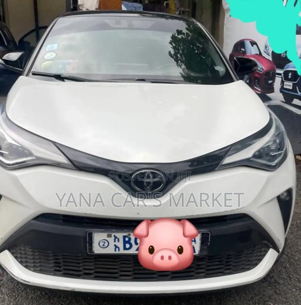Toyota C-HR 2021 White