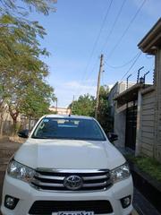 Toyota Hilux 2016 White for sale
