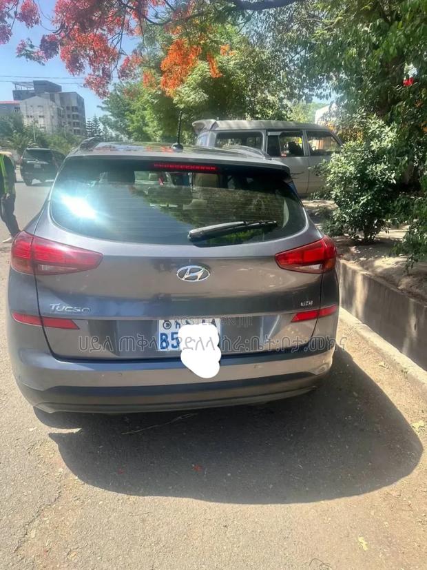 Hyundai Tucson 2019 Silver