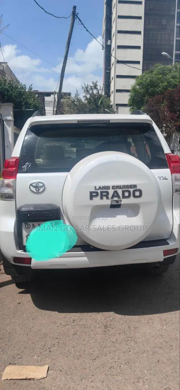 Toyota Land Cruiser 2013 White