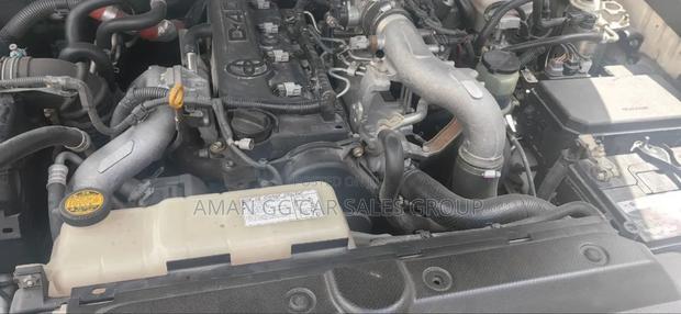 Toyota Land Cruiser 2013 White