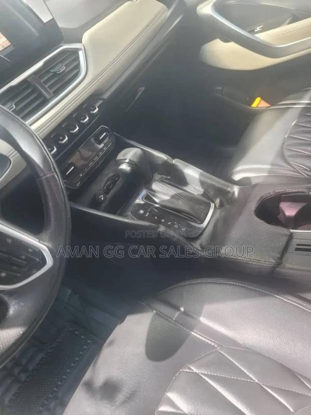 Chevrolet Captiva 2021 Gray