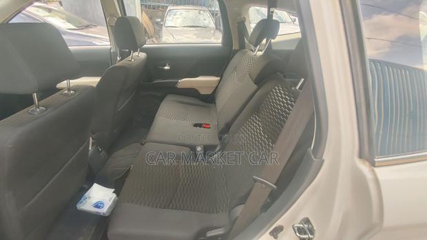 Toyota Rush 1.5 AWD 2021 White