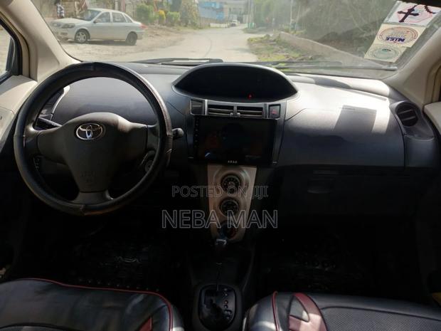 Toyota Yaris 2007 Silver
