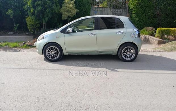 Toyota Yaris 2007 Silver