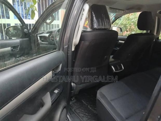 New Toyota Hilux 2023 Silver