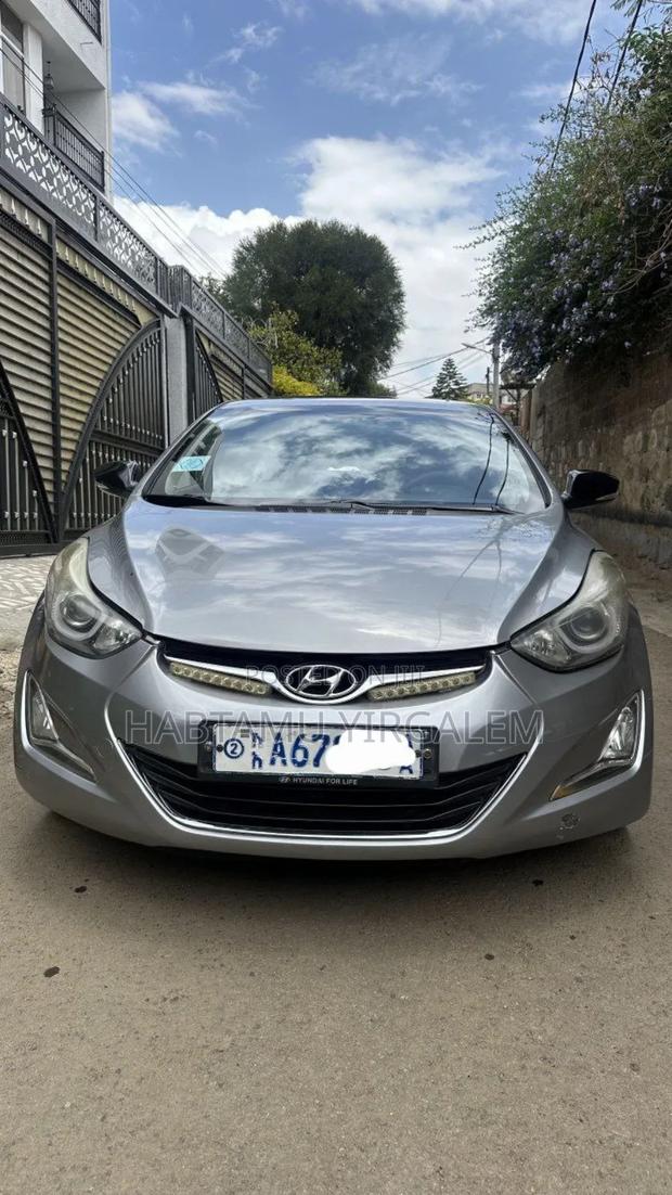 Hyundai Avante 2014 Gray