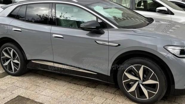Volkswagen ID.4 2022 Silver