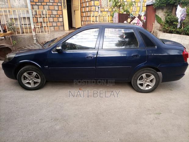 Lifan 520 2011 Blue