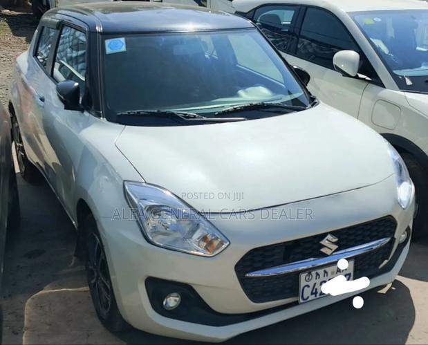 New Suzuki Swift 2022 White