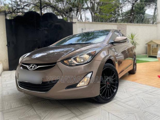 Hyundai Elantra 2015 Brown