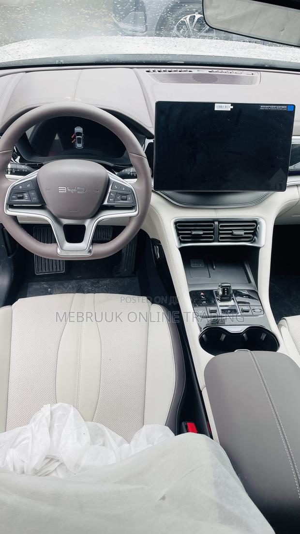 New BYD Song Plus 2025 White