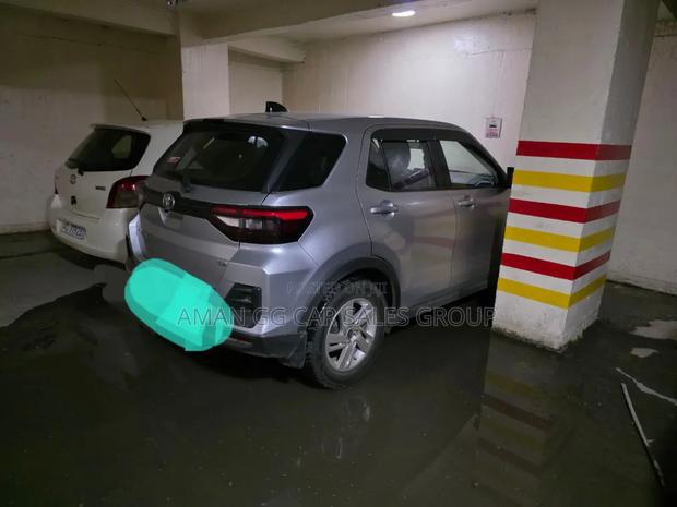 Toyota Raize 2023 Silver
