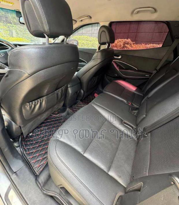 Hyundai Santa Fe 2013 Gray