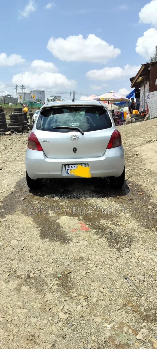 Toyota Yaris 1.0 2005 Silver
