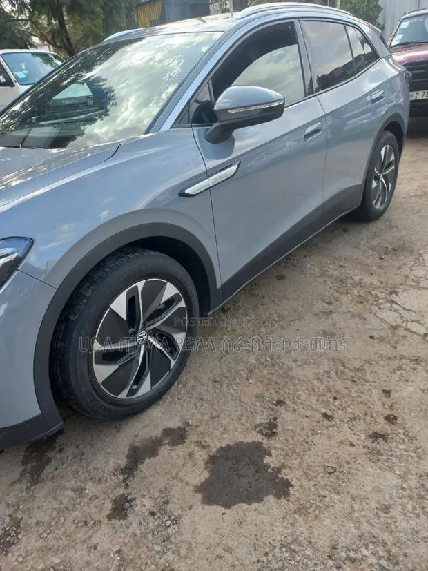 Volkswagen ID.4 2023 Silver