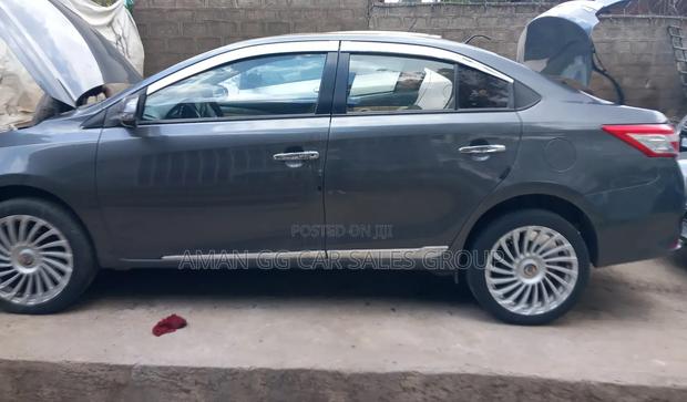 Toyota Yaris 2014 Matt Black