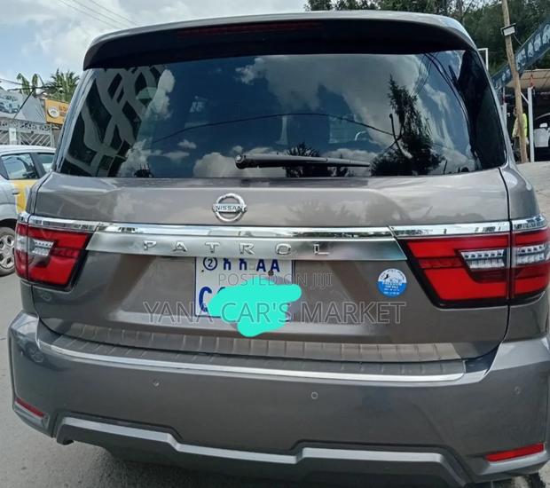 Nissan Patrol 2016 Gray