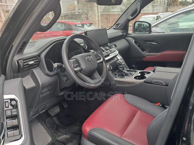 New Toyota Land Cruiser 2024 Black
