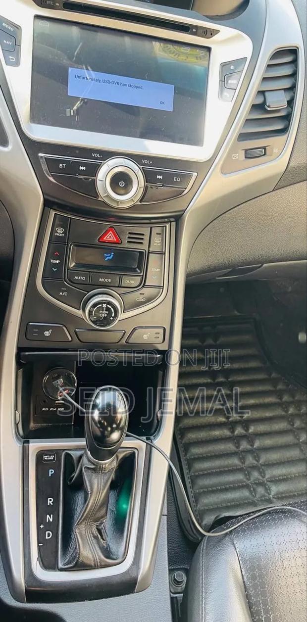 Hyundai Elantra 2015 Brown