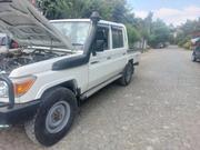 Toyota Land Cruiser 2018 White for sale