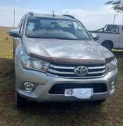 Toyota Hilux 2016 Silver for sale
