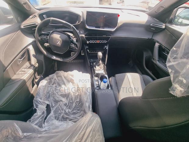 New Peugeot 2008 2023 Silver