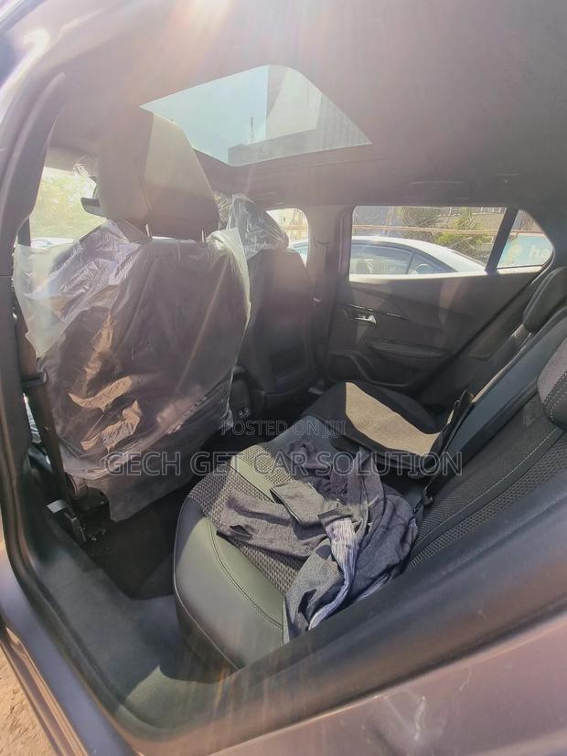 New Peugeot 2008 2023 Silver