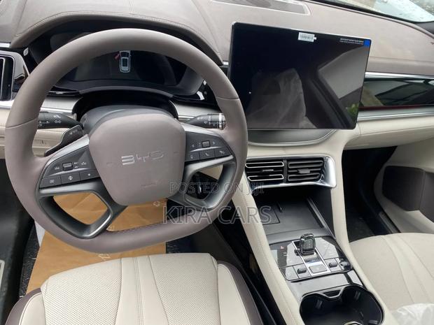 New BYD Song Plus 2025 Off white