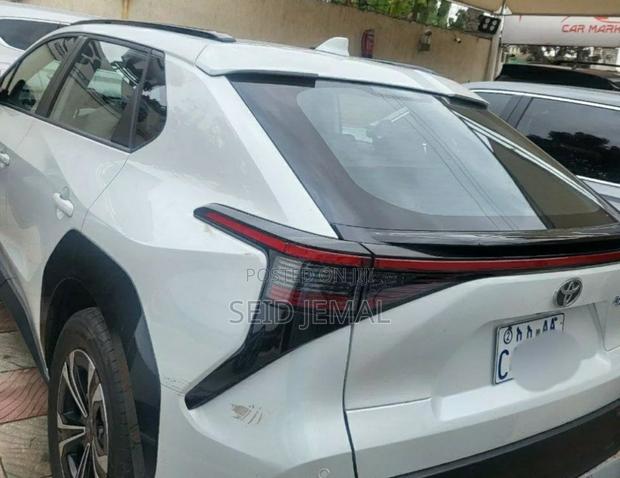 Toyota bZ4X 2022 White