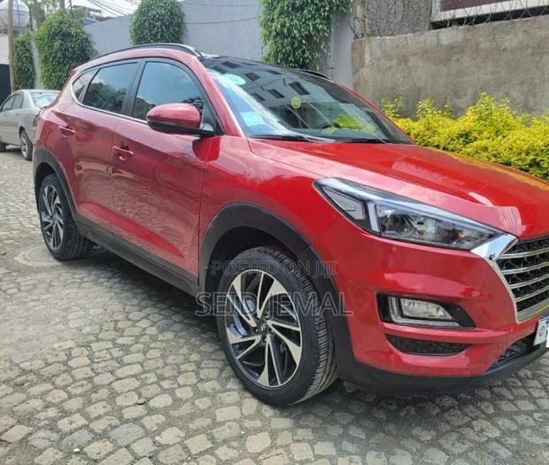 Hyundai Tucson 2019 Red