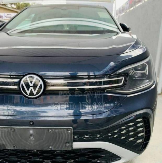 New Volkswagen ID.6 2024 Blue