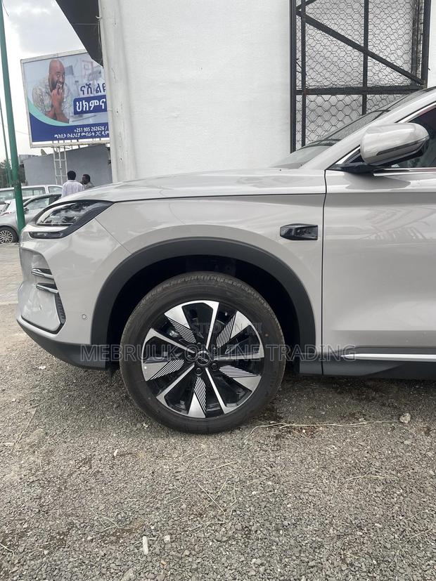 New BYD Song Plus 2025 White