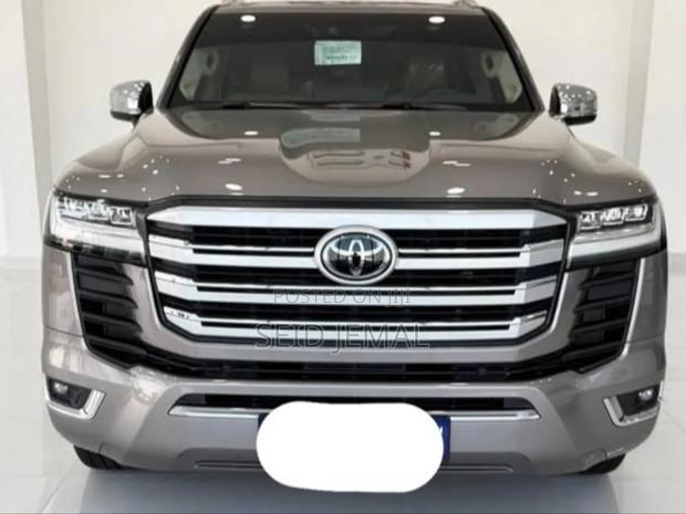 Toyota Land Cruiser 2023 Brown