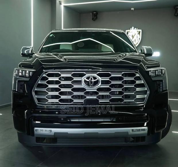 New Toyota Sequoia 2025 Matt Black