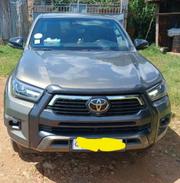 Toyota Hilux 2023 Gray for sale