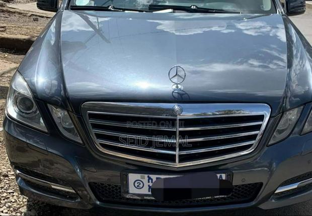 Mercedes-Benz C200 2013 Gray