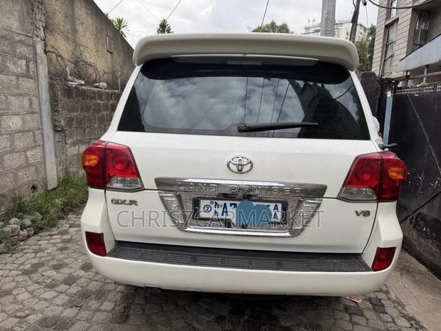 Toyota Land Cruiser 4.5 V8 GXR 2009 White