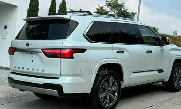 New Toyota Sequoia 2024 White