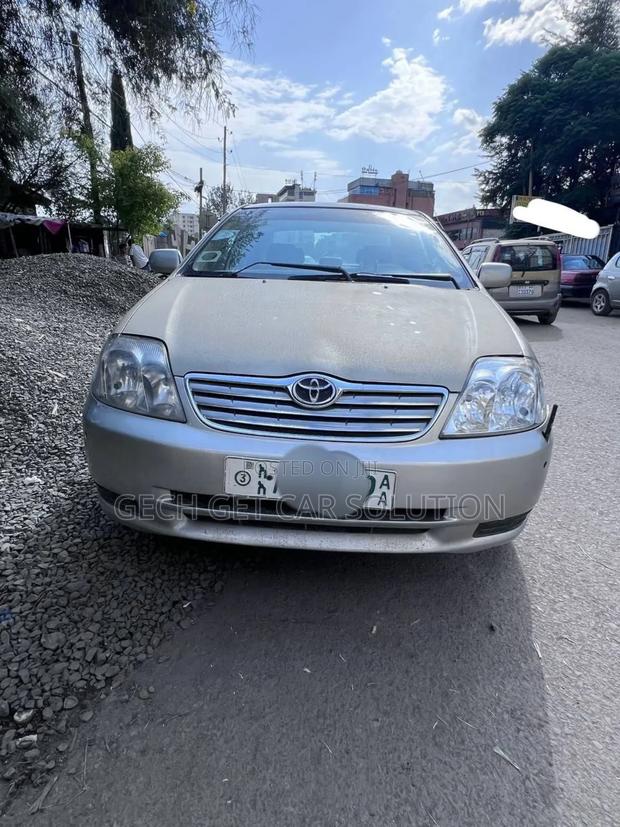 Toyota Corolla 2003 Gold