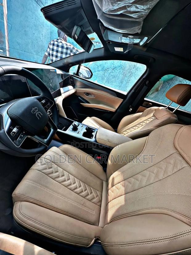 New BYD Song L DM-i 2025 Ivory