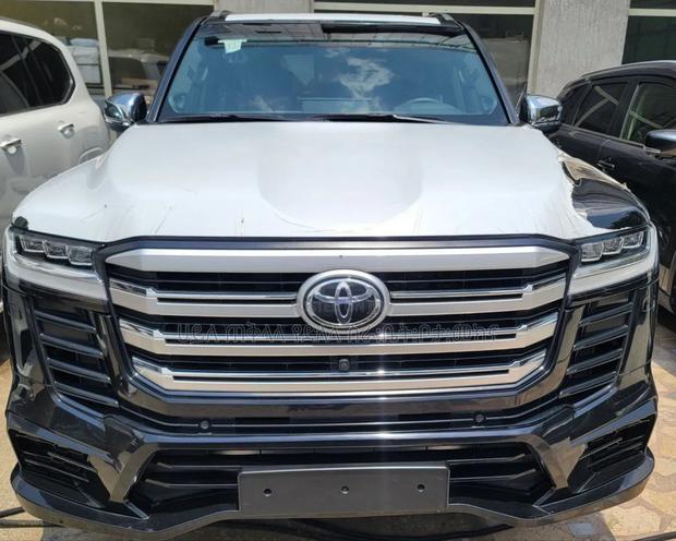 New Toyota Land Cruiser 2023 Black