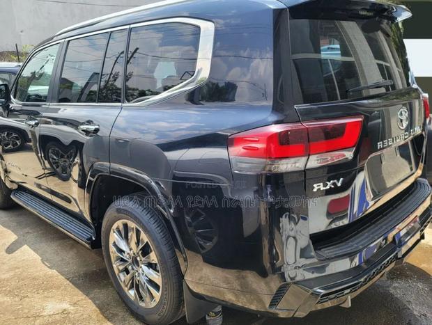 New Toyota Land Cruiser 2023 Black
