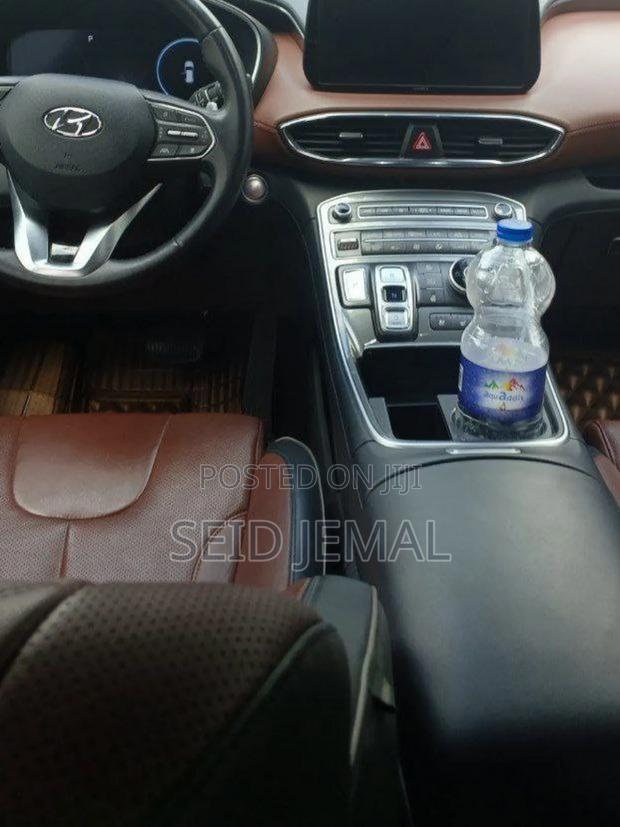Hyundai Santa Fe 2024 Off white