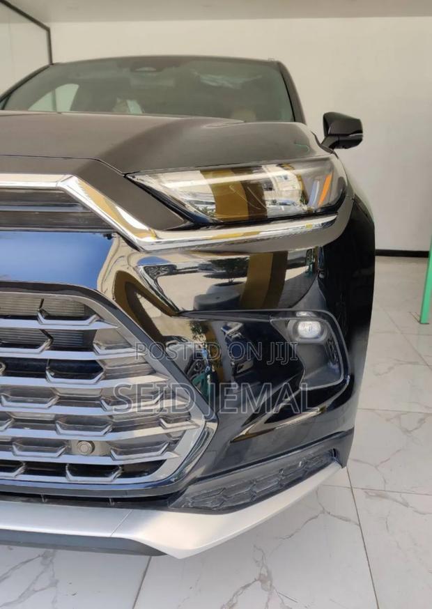 New Toyota Grand Highlander Hybrid 2024 Matt Black